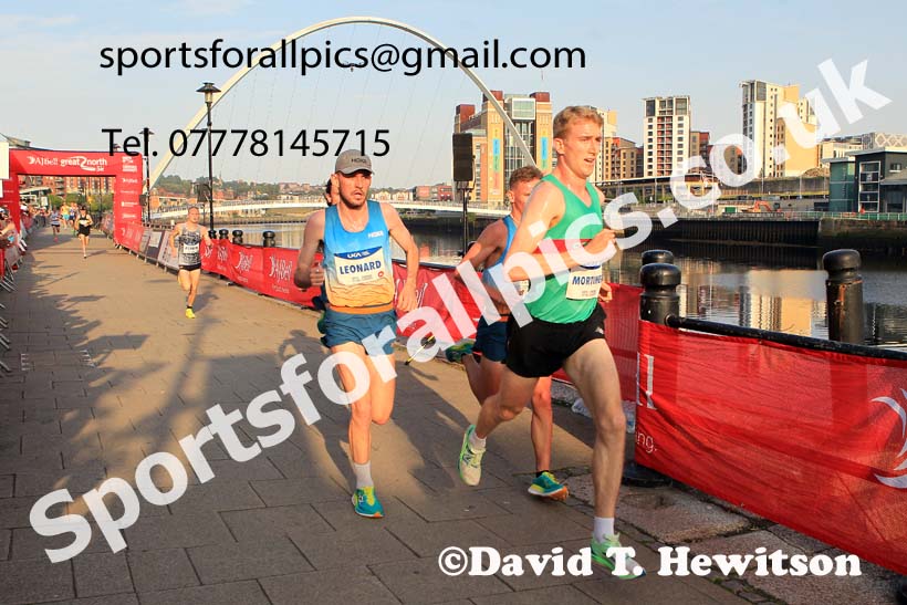 The 2023 UK Athletics Mens 5k Road Race Champs., Newcastle Quayside.  Photo: David T. Hewitson/Sports for All Pics